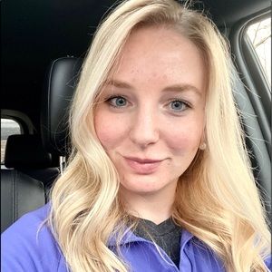 Meet your Posher, Jenna